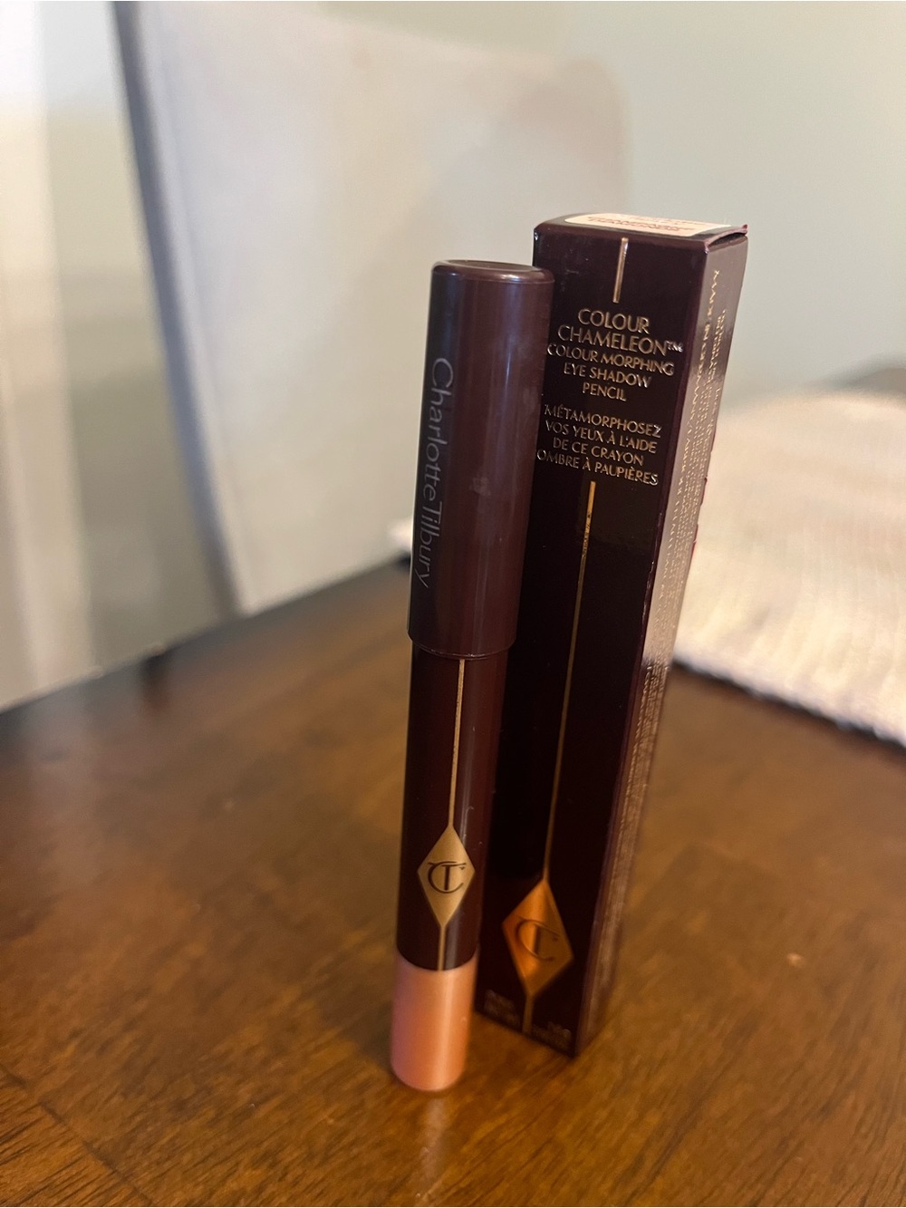 Charlotte Tilbury $29 Colour Champagne Diamond Eye Shadow Pencil